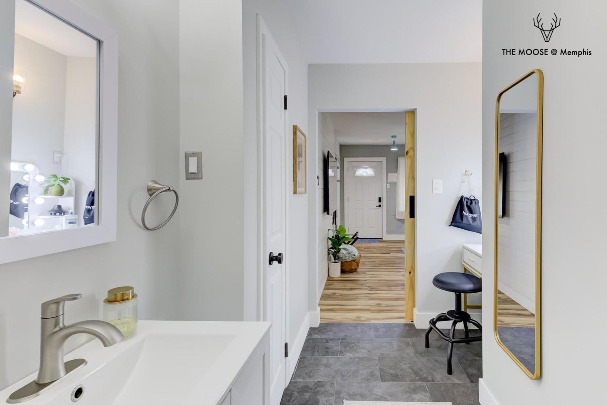 The Moose #11 - Luxe Modern Loft With King Bed, Free Parking & Wi-Fi Apartman MemphisMemphis  Kültér fotó